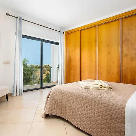 Διαμέρισμα Alvorferias Premium *